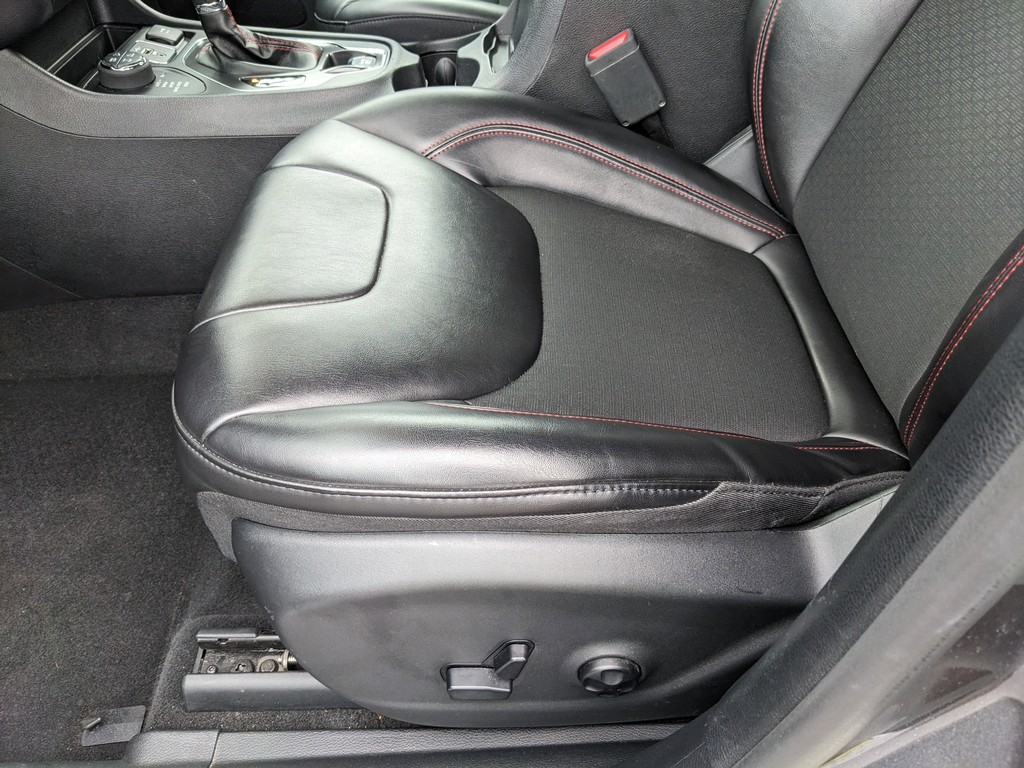 Jeep Cherokee Vehicle Full-screen Gallery Image 19