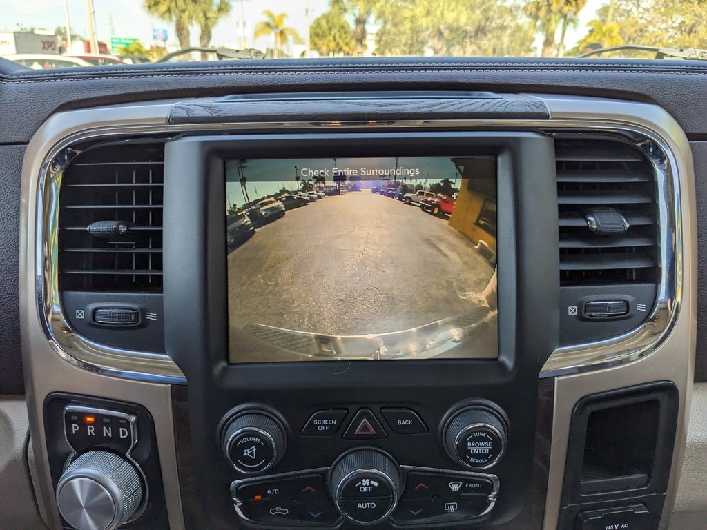 Ram 1500 Vehicle Full-screen Gallery Image 19