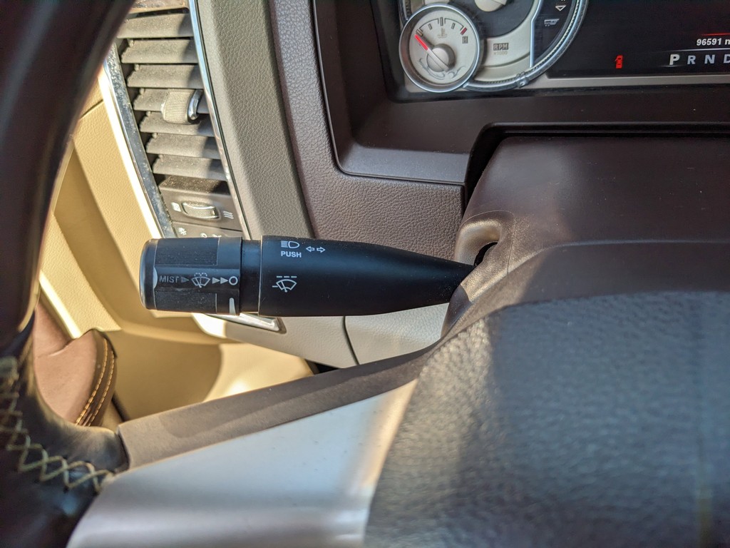 Ram 1500 Vehicle Full-screen Gallery Image 27