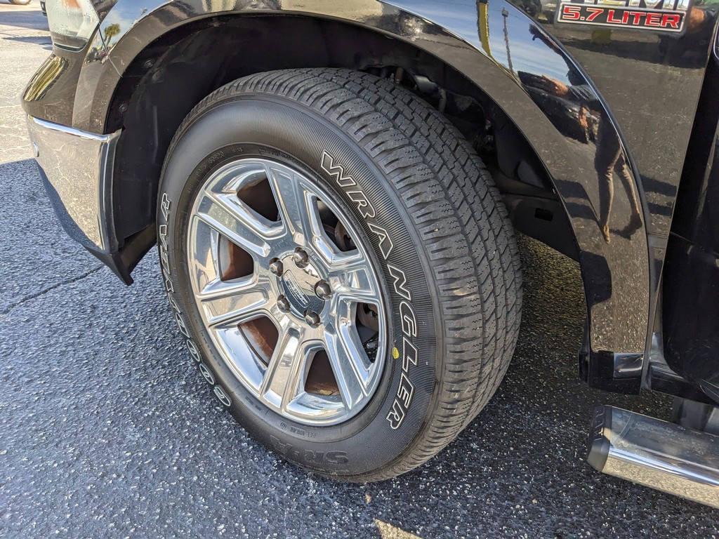 Ram 1500 Vehicle Full-screen Gallery Image 29