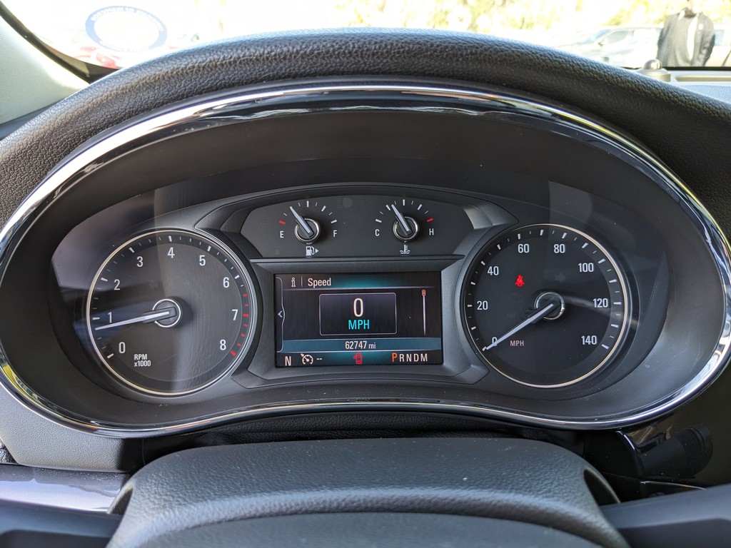 Buick Encore Vehicle Full-screen Gallery Image 28