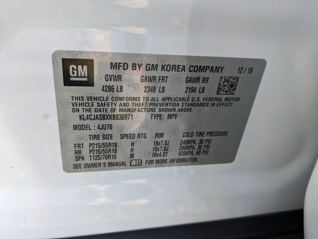 Buick Encore Vehicle Full-screen Gallery Image 32