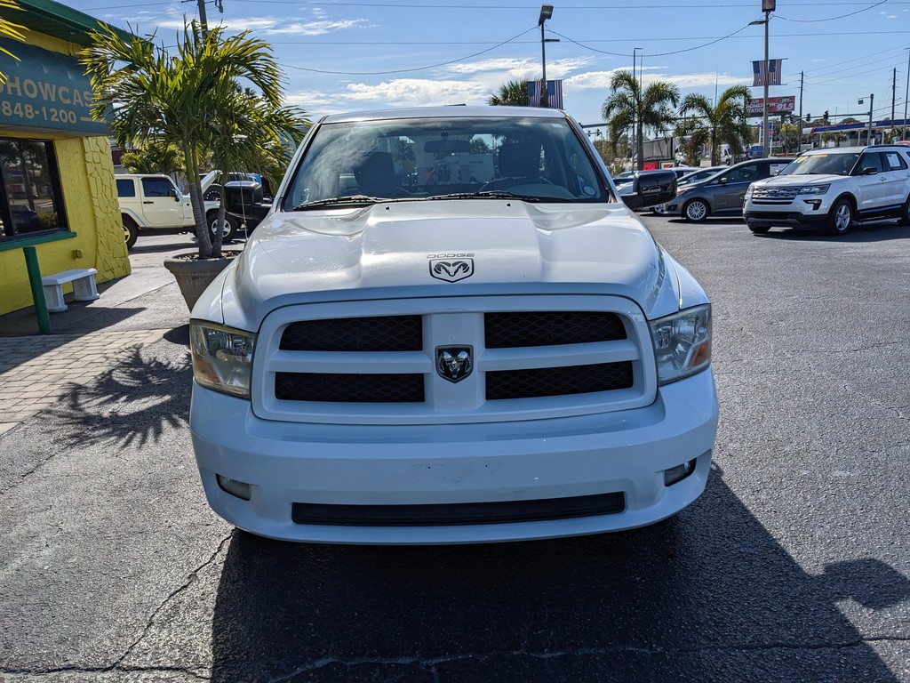 Ram 1500 Vehicle Full-screen Gallery Image 07