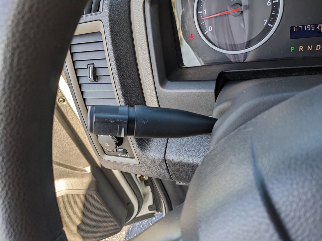 Ram 1500 Vehicle Full-screen Gallery Image 25