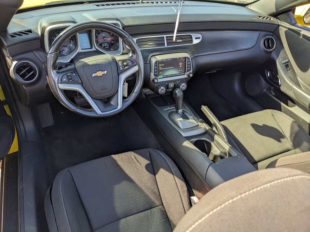 Chevrolet Camaro Vehicle Full-screen Gallery Image 06