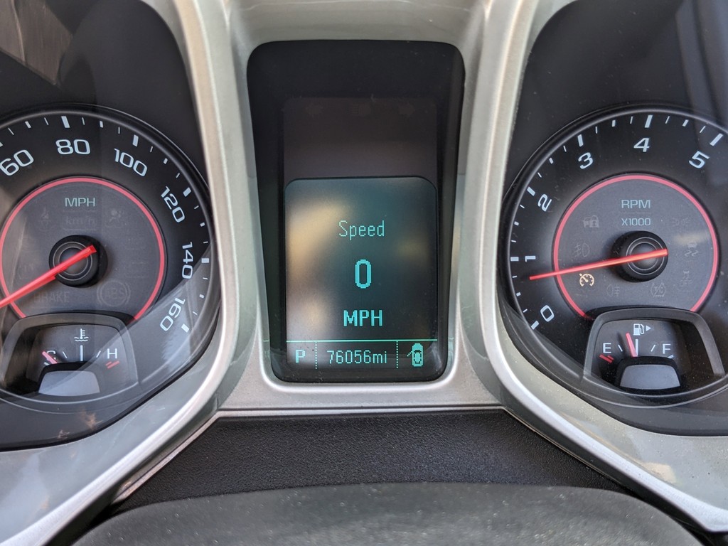 Chevrolet Camaro Vehicle Full-screen Gallery Image 26