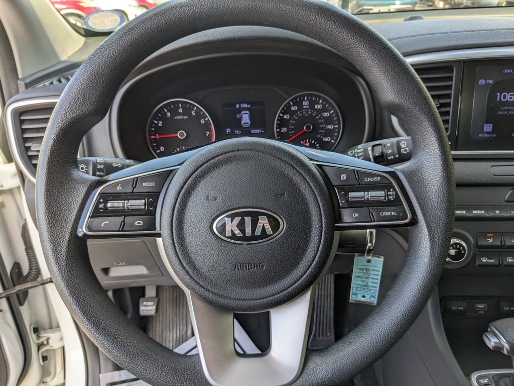 Kia Sportage Vehicle Full-screen Gallery Image 23