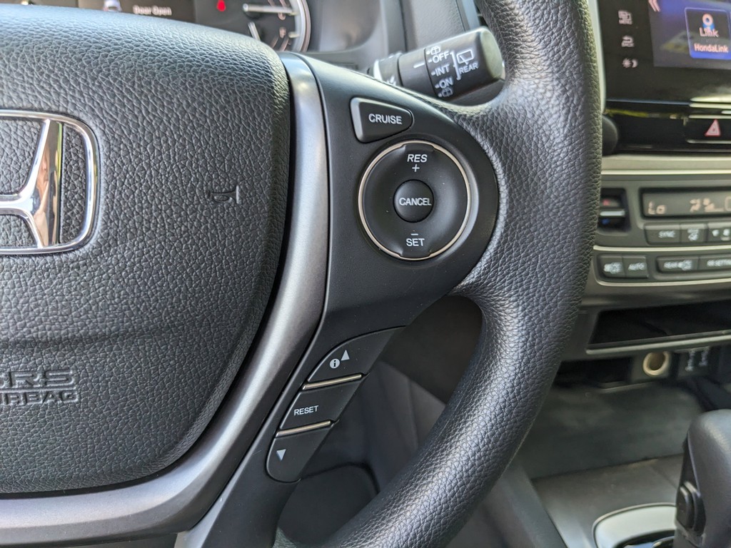 Honda Pilot Vehicle Full-screen Gallery Image 27