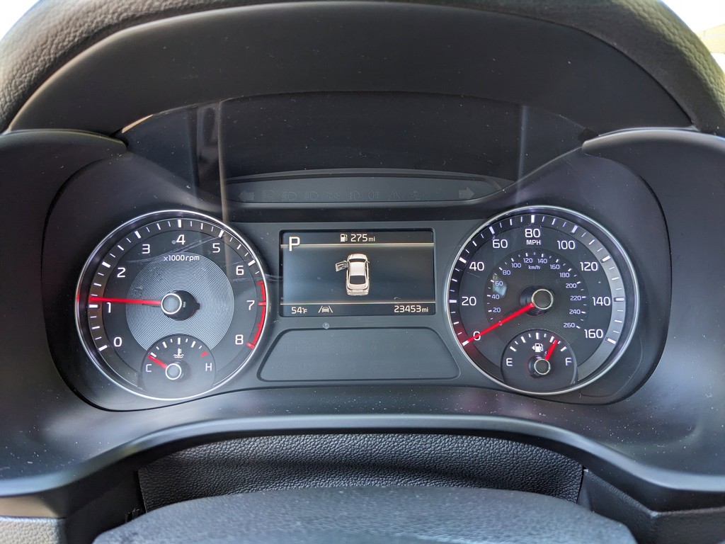 Kia Forte Vehicle Full-screen Gallery Image 29