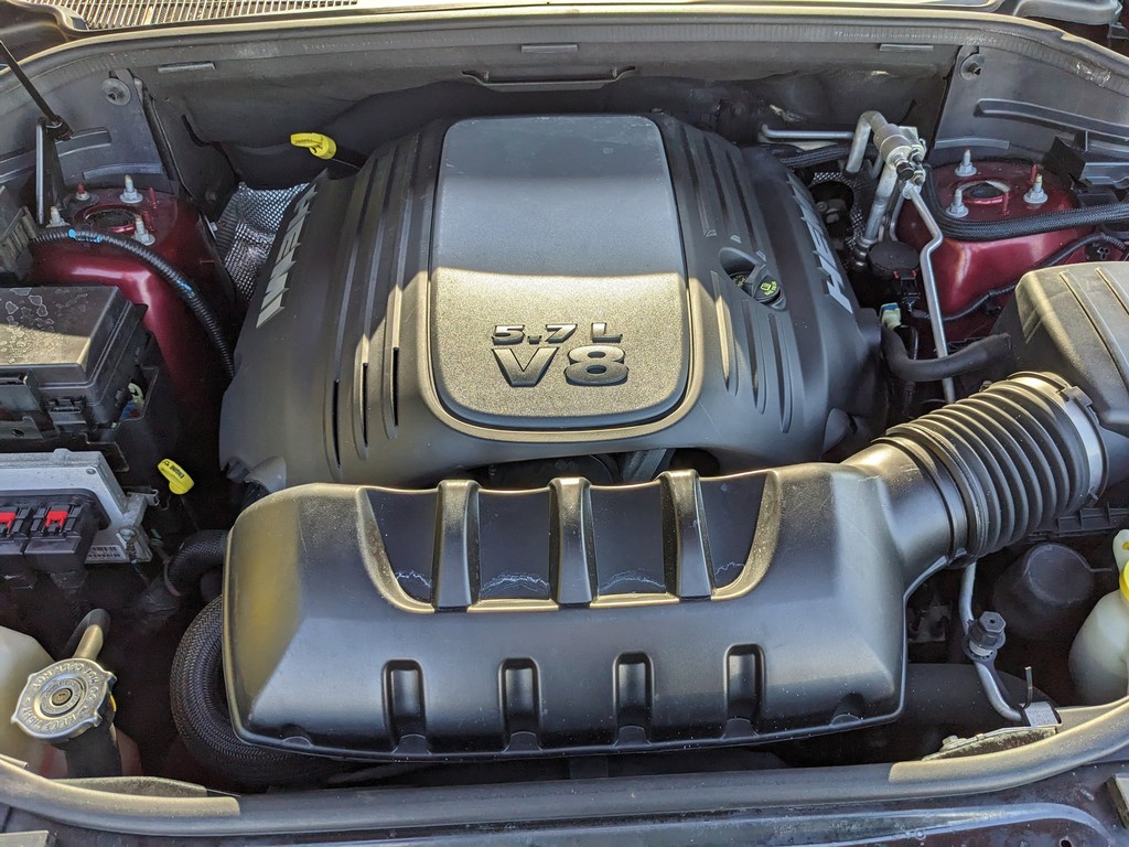 Jeep Grand Cherokee Vehicle Full-screen Gallery Image 08