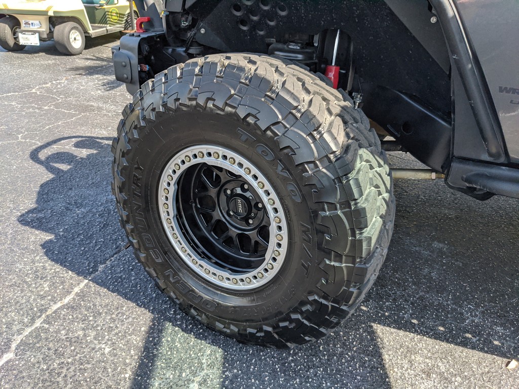 Jeep Wrangler JK Unlimited Vehicle Full-screen Gallery Image 31