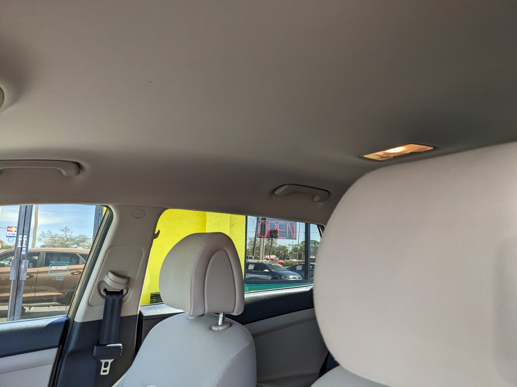 Hyundai Tucson Vehicle Full-screen Gallery Image 18