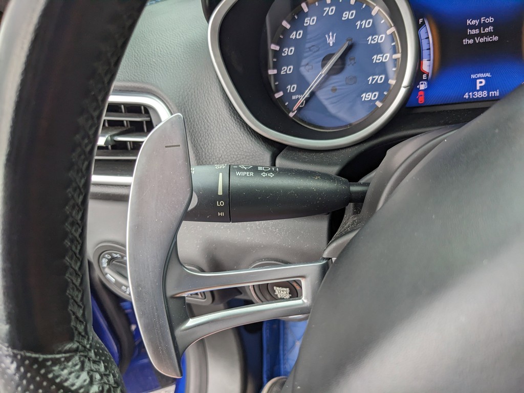 Maserati Ghibli Vehicle Full-screen Gallery Image 28