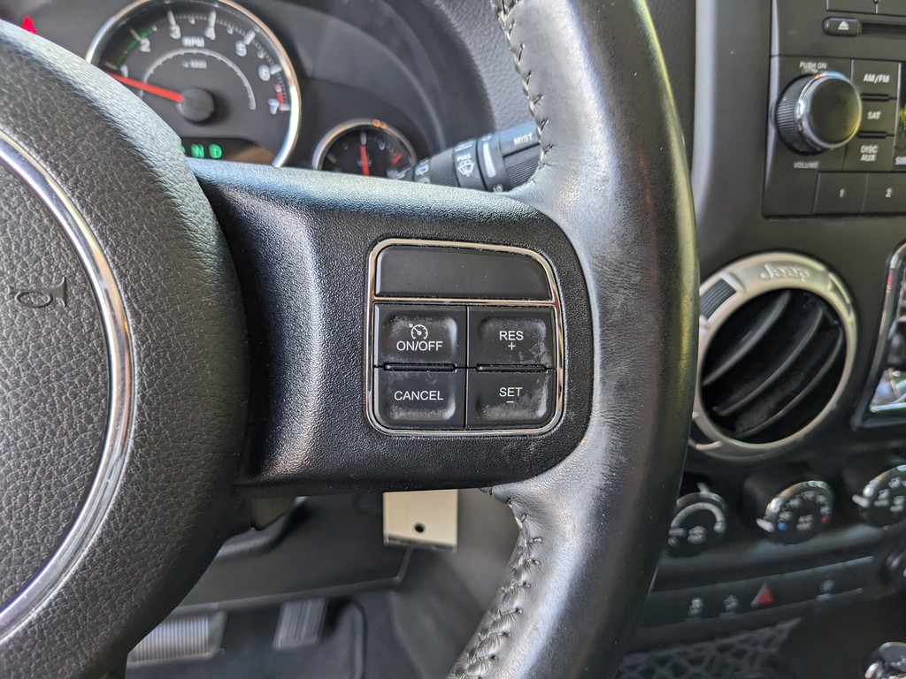 Jeep Wrangler Unlimited Vehicle Full-screen Gallery Image 19