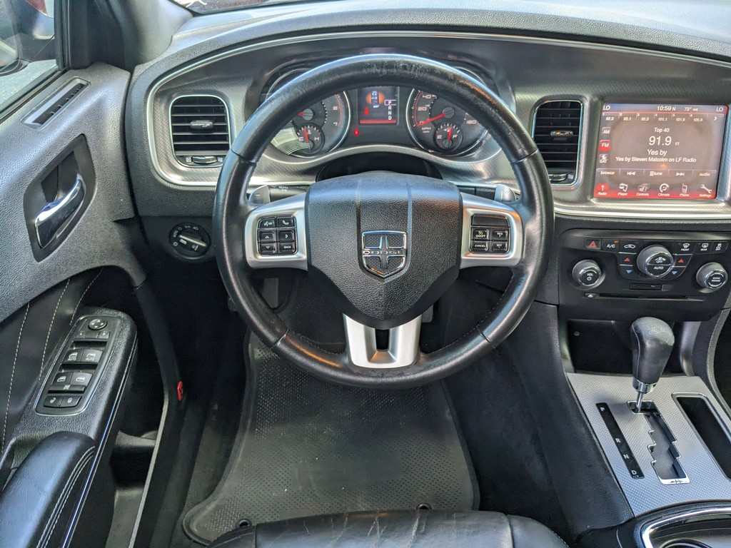 Dodge Charger Vehicle Full-screen Gallery Image 13