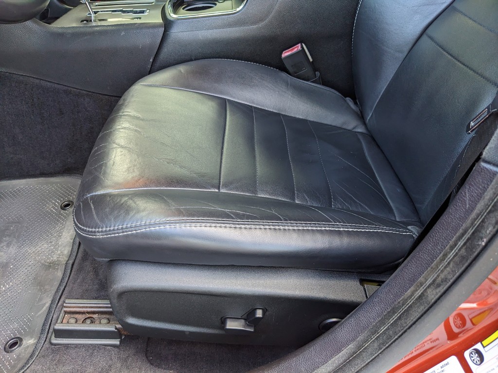 Dodge Charger Vehicle Full-screen Gallery Image 20