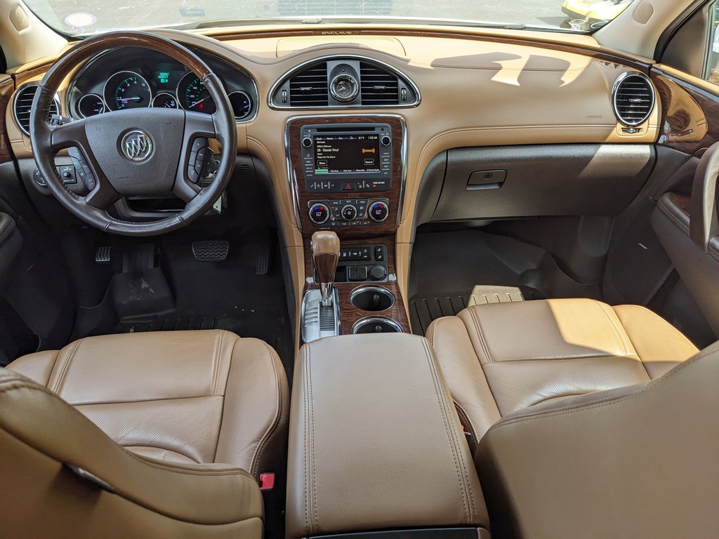Buick Enclave Vehicle Full-screen Gallery Image 12