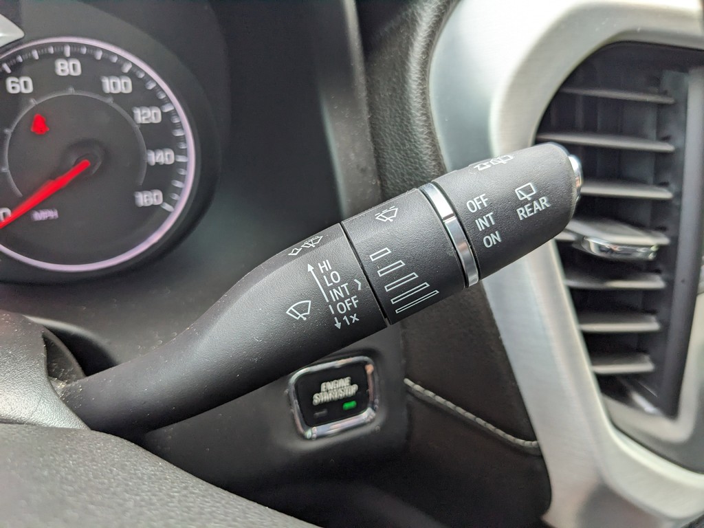 GMC Acadia Vehicle Full-screen Gallery Image 34