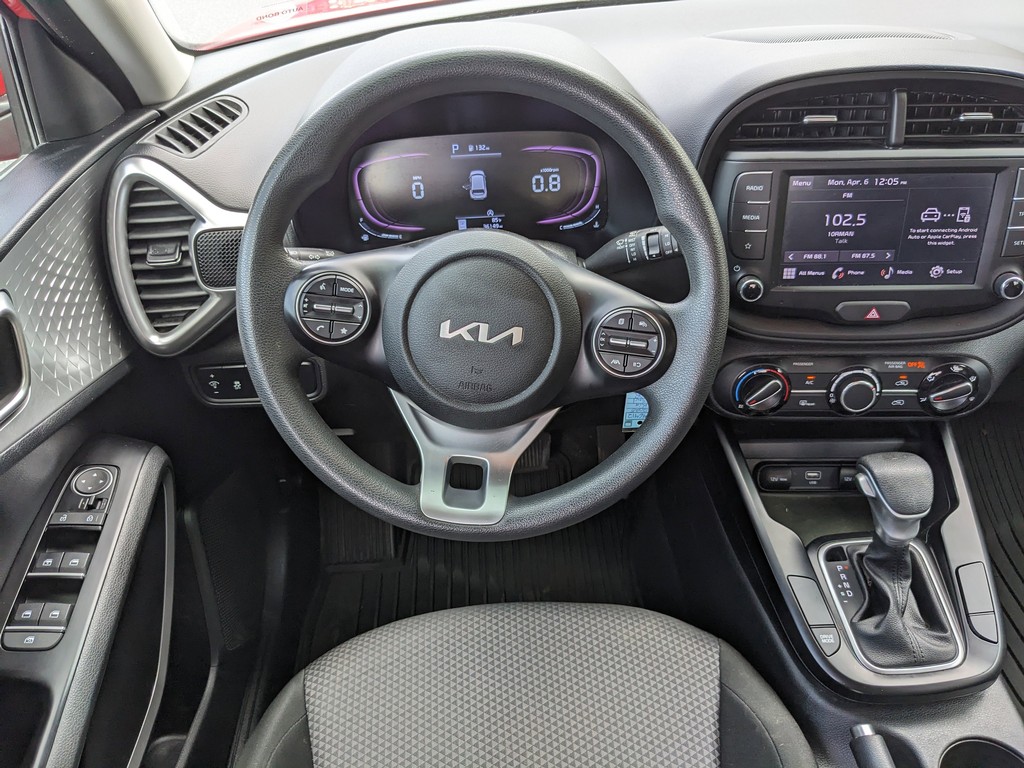 Kia Soul Vehicle Full-screen Gallery Image 11