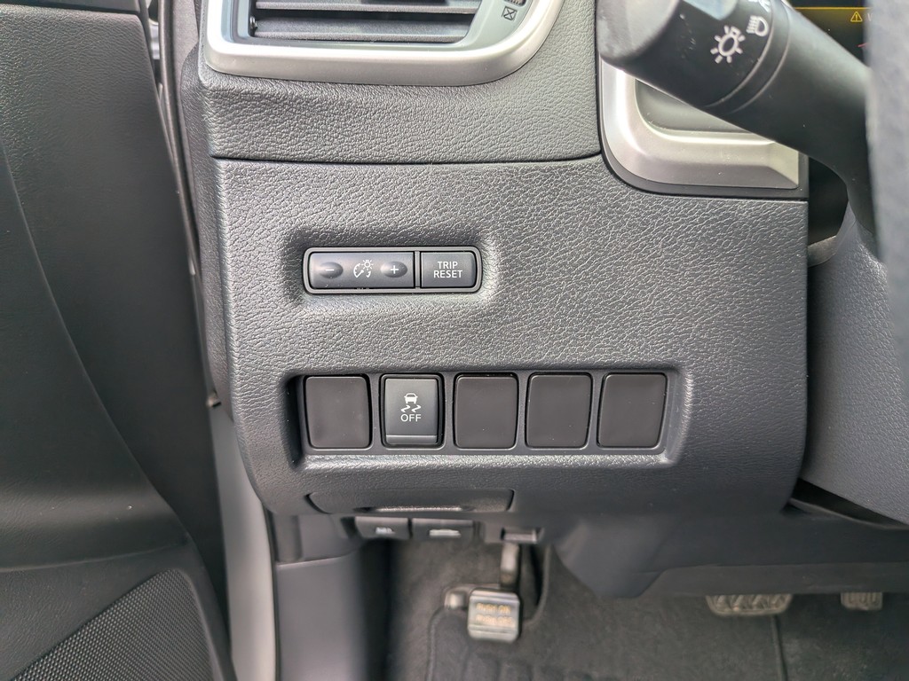 Nissan Murano Vehicle Full-screen Gallery Image 24