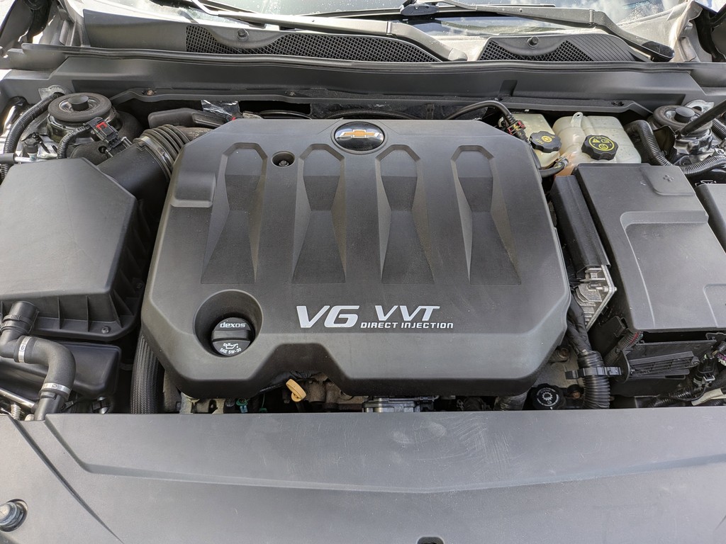 Chevrolet Impala Vehicle Full-screen Gallery Image 09