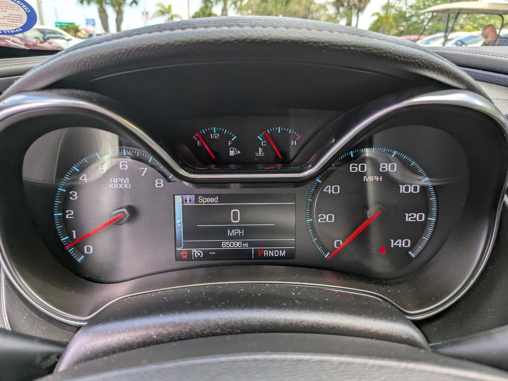 Chevrolet Impala Vehicle Full-screen Gallery Image 30
