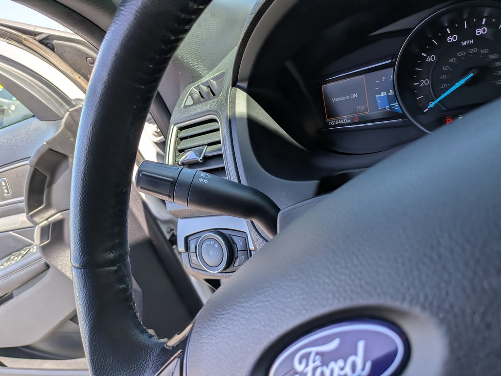 Ford Explorer Vehicle Full-screen Gallery Image 29