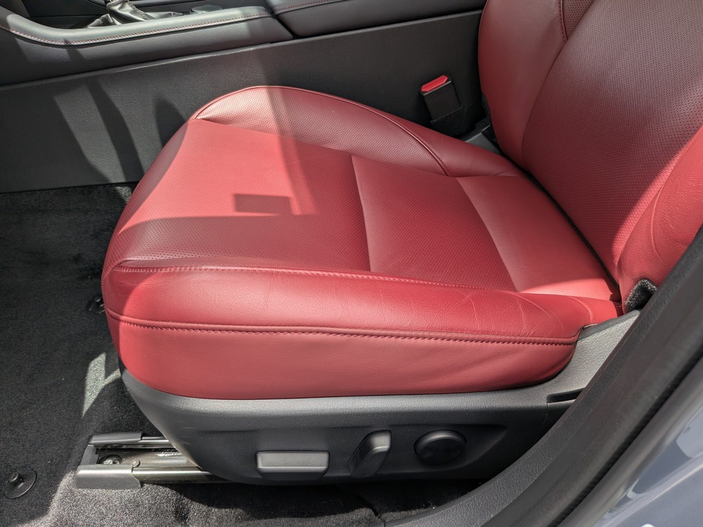 Mazda Mazda3 Hatchback Vehicle Full-screen Gallery Image 15
