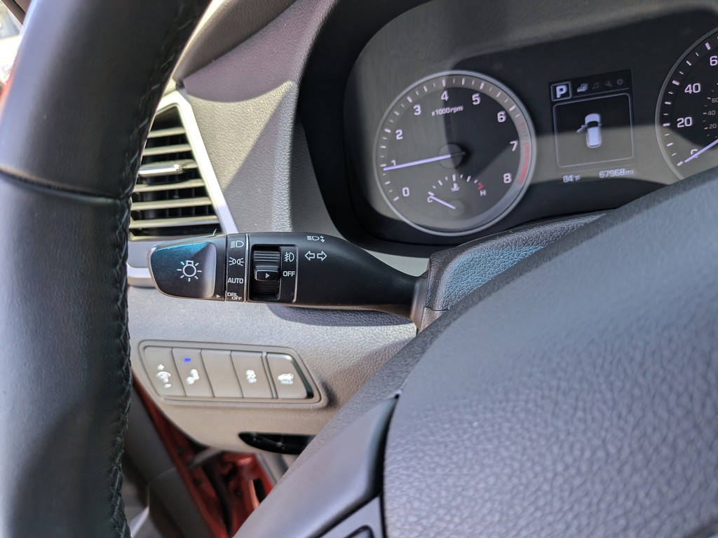 Hyundai Tucson Vehicle Full-screen Gallery Image 29