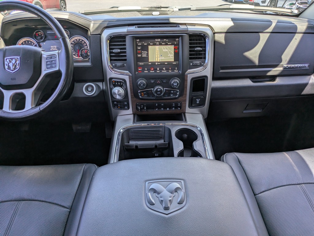 Ram 1500 Vehicle Full-screen Gallery Image 12