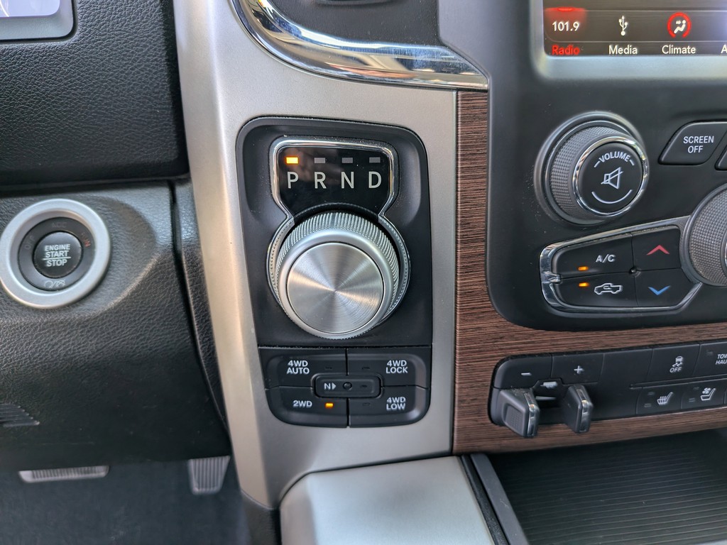 Ram 1500 Vehicle Full-screen Gallery Image 22