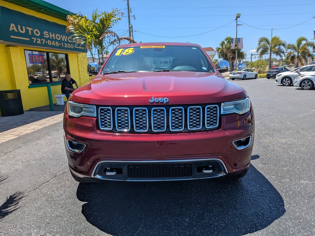 Jeep Grand Cherokee Vehicle Full-screen Gallery Image 05