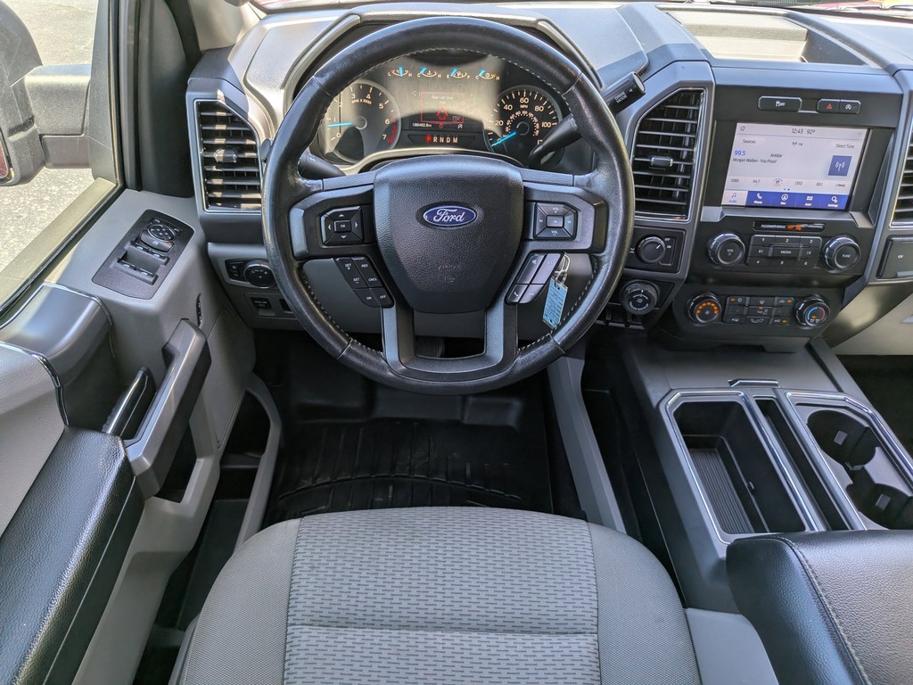 Ford F-150 Vehicle Full-screen Gallery Image 10