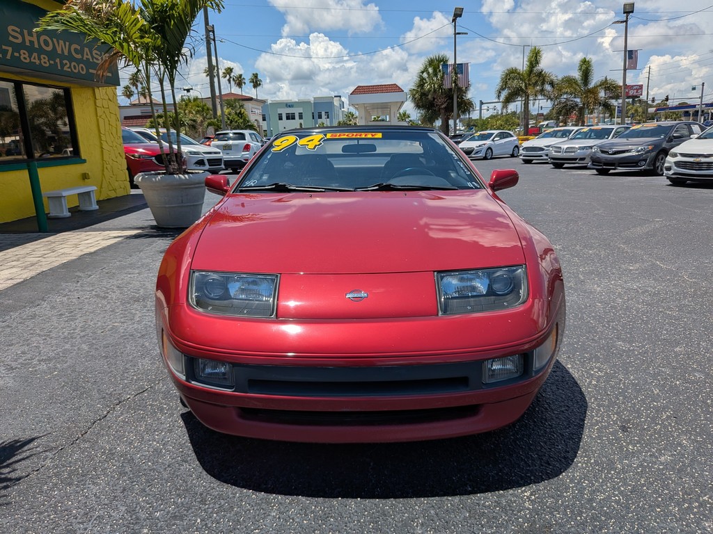 Nissan 300ZX Vehicle Full-screen Gallery Image 06
