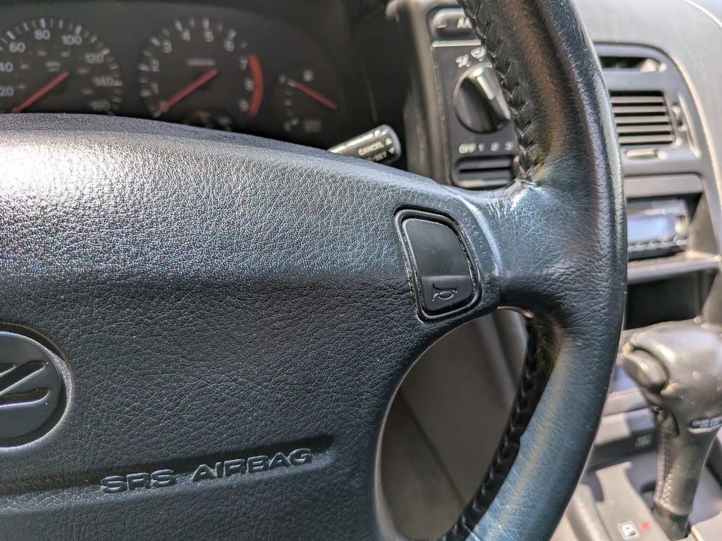 Nissan 300ZX Vehicle Full-screen Gallery Image 20