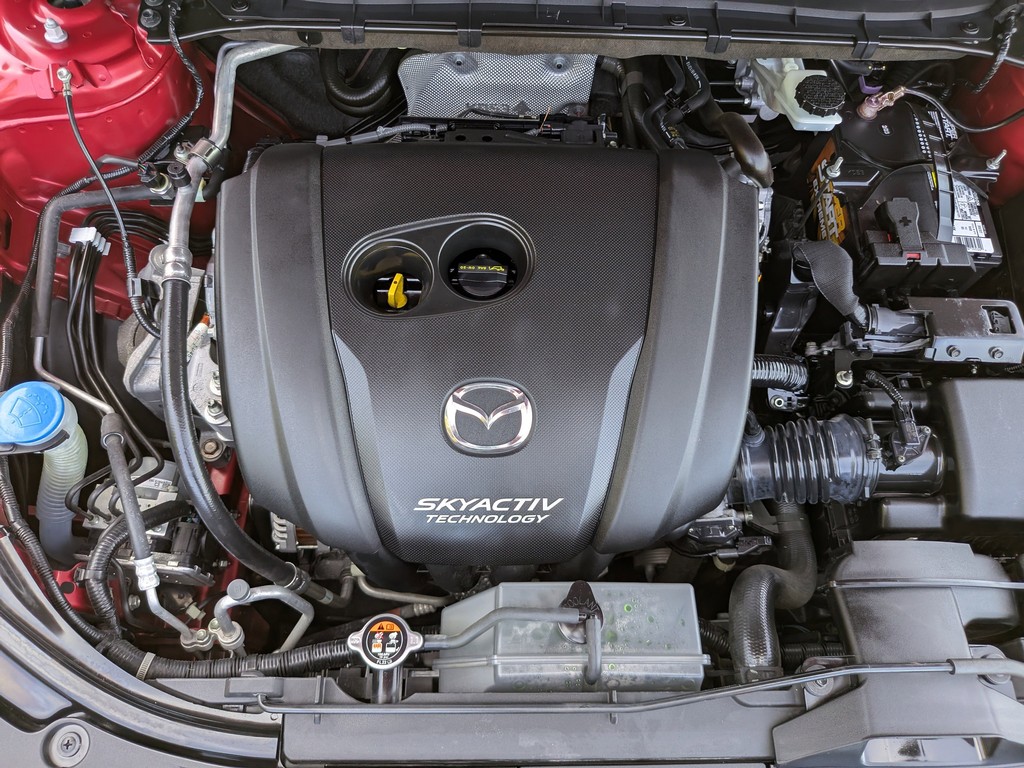Mazda CX-5 Vehicle Full-screen Gallery Image 10