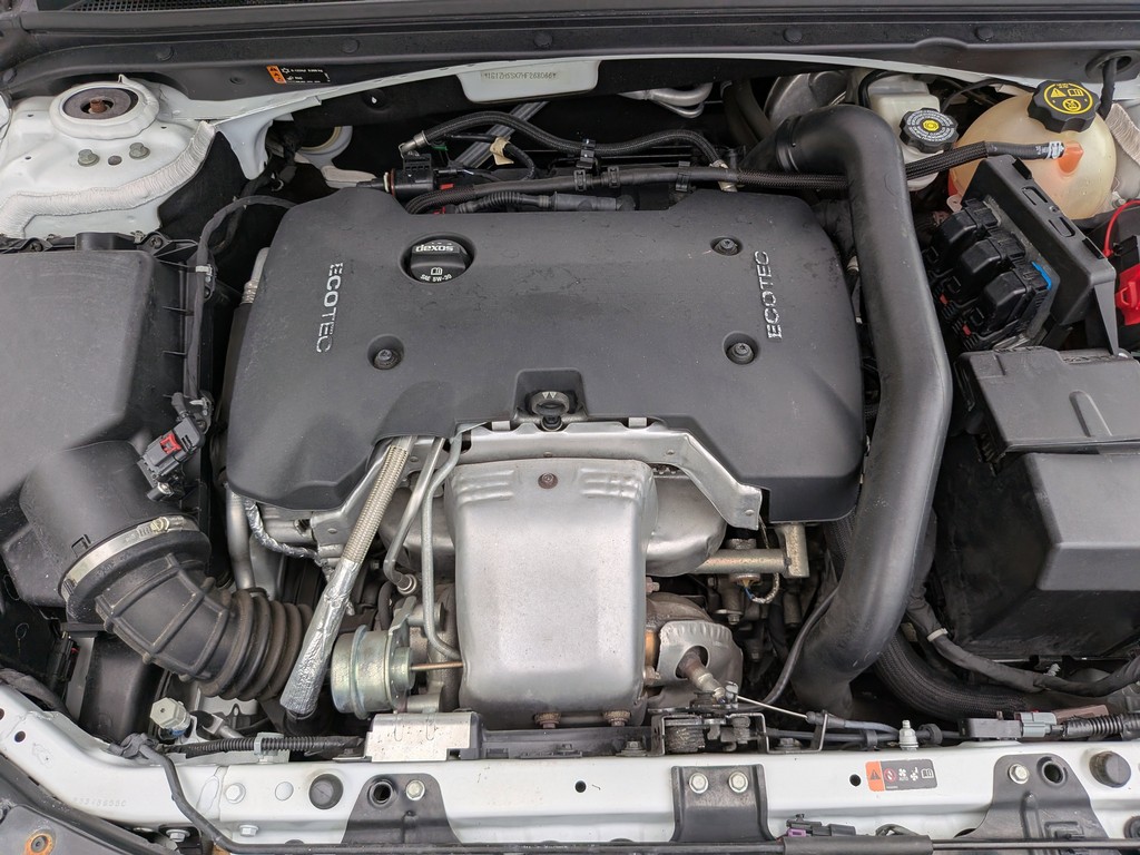 Chevrolet Malibu Vehicle Full-screen Gallery Image 08