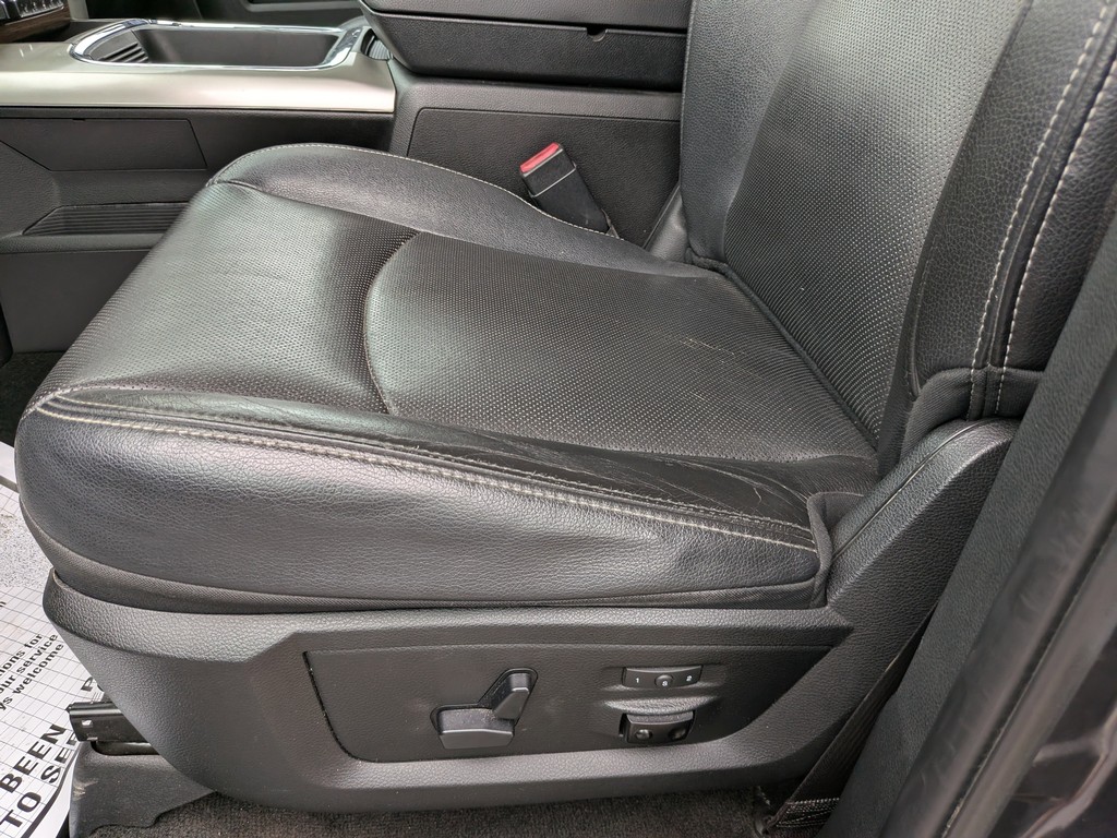 Ram 1500 Vehicle Full-screen Gallery Image 08