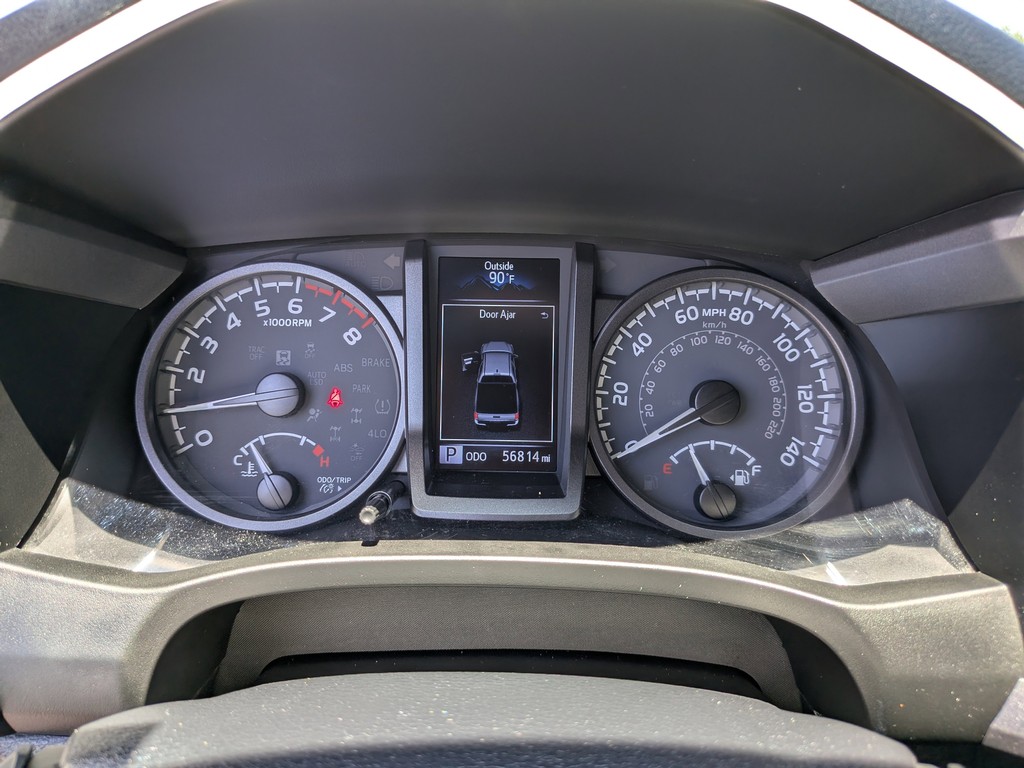 Toyota Tacoma 4WD trd-off road xp trail Vehicle Full-screen Gallery Image 32