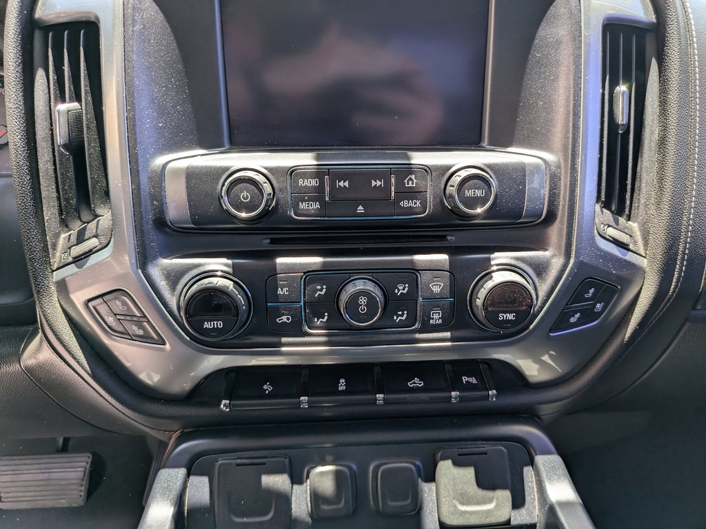 Chevrolet Silverado 1500 Vehicle Full-screen Gallery Image 20