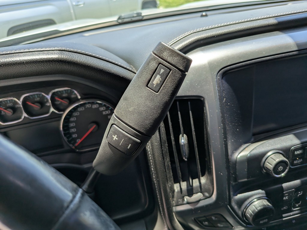 Chevrolet Silverado 1500 Vehicle Full-screen Gallery Image 29