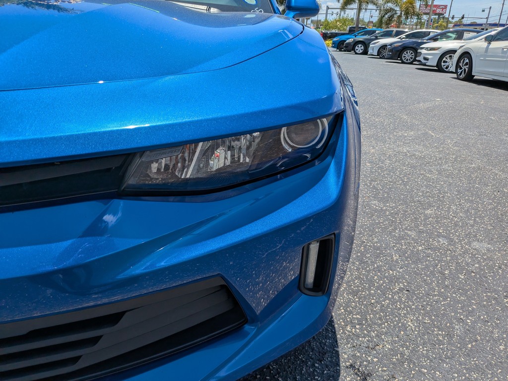 Chevrolet Camaro Vehicle Full-screen Gallery Image 06