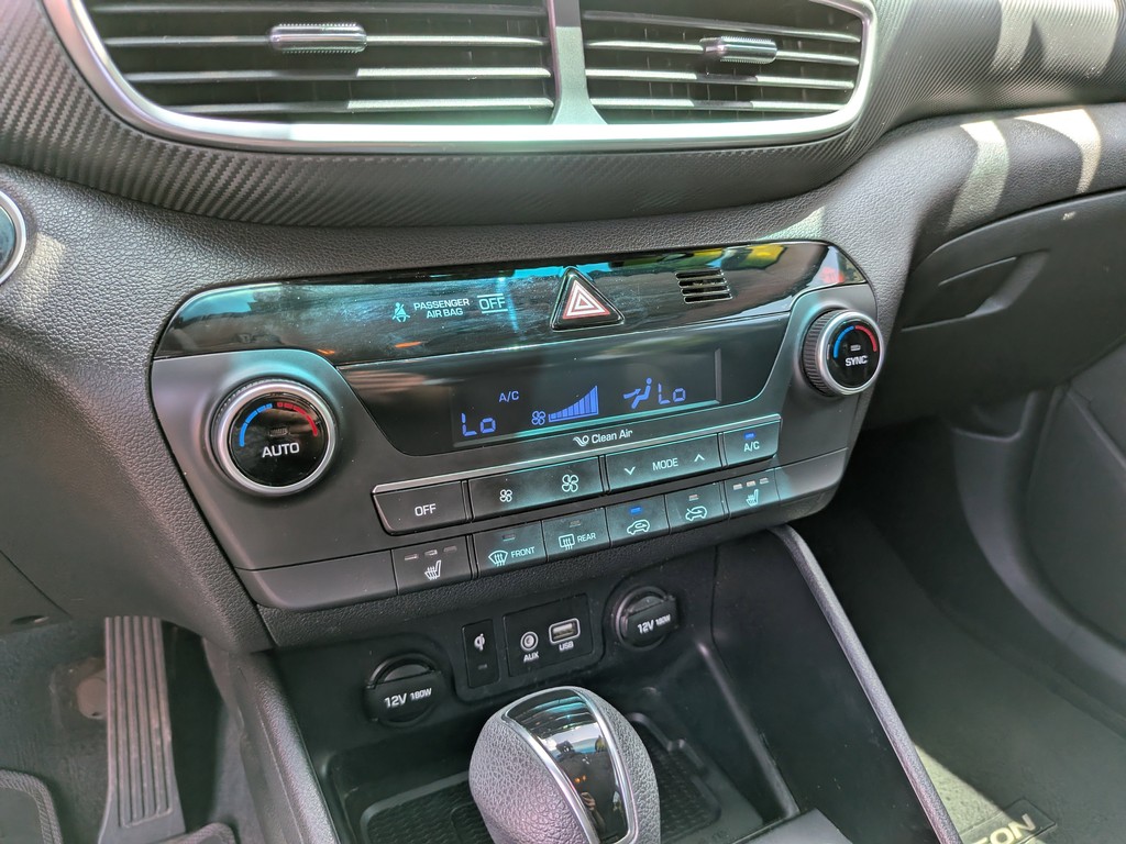 Hyundai Tucson Vehicle Full-screen Gallery Image 22