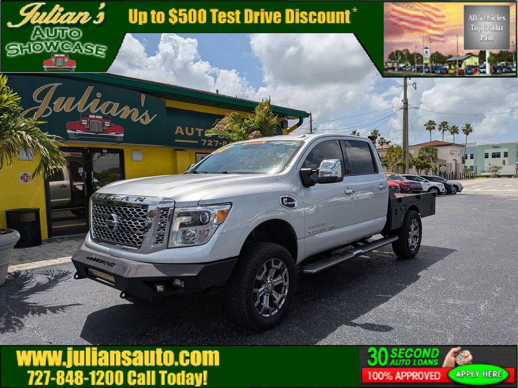2017 Nissan Titan XD SL Diesel Crew Cab 4x4 SWB's photo
