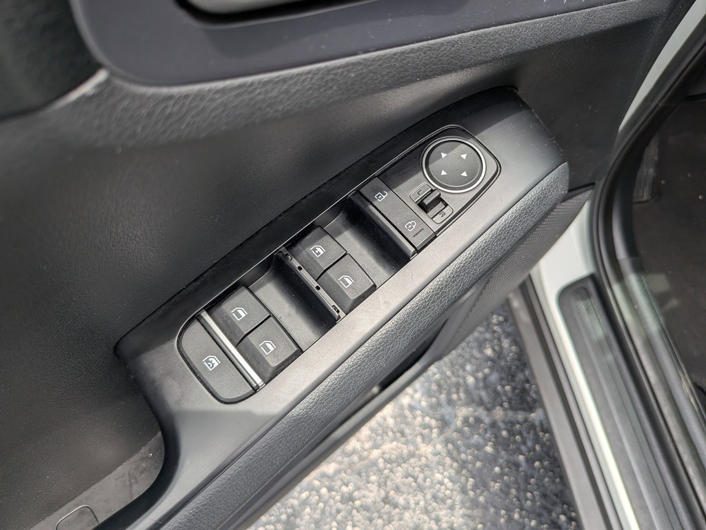 Kia Soul Vehicle Full-screen Gallery Image 17