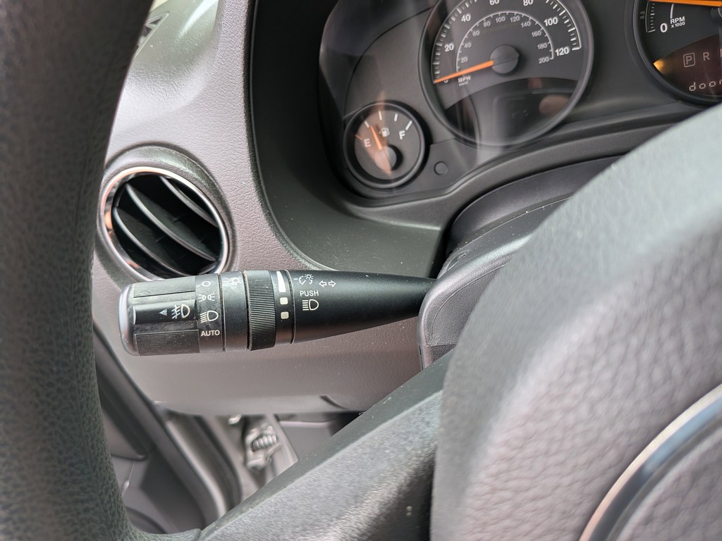 Jeep Compass Vehicle Full-screen Gallery Image 26