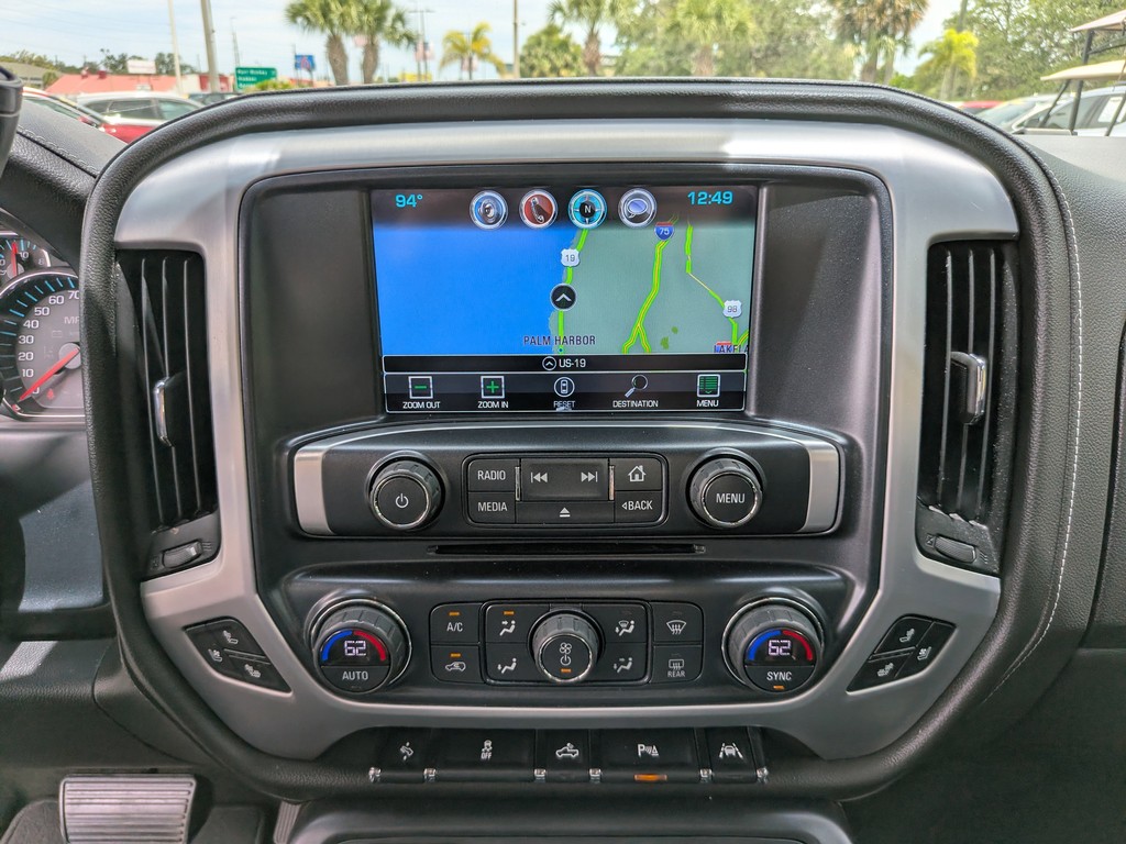 GMC Sierra 1500 Vehicle Full-screen Gallery Image 22