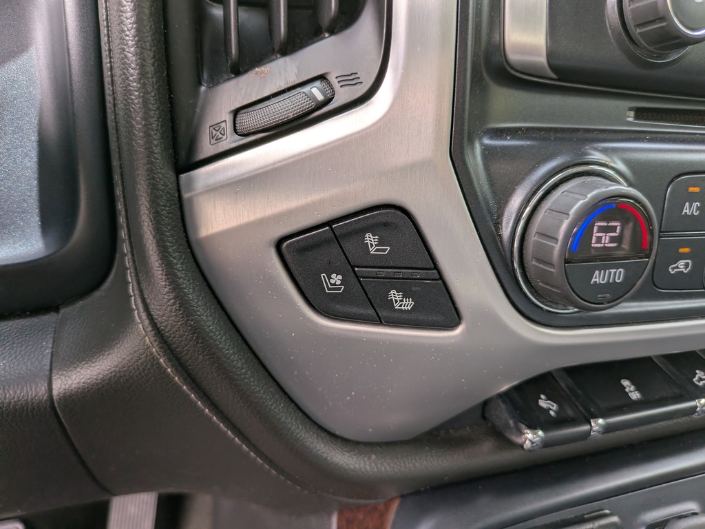 GMC Sierra 1500 Vehicle Full-screen Gallery Image 25