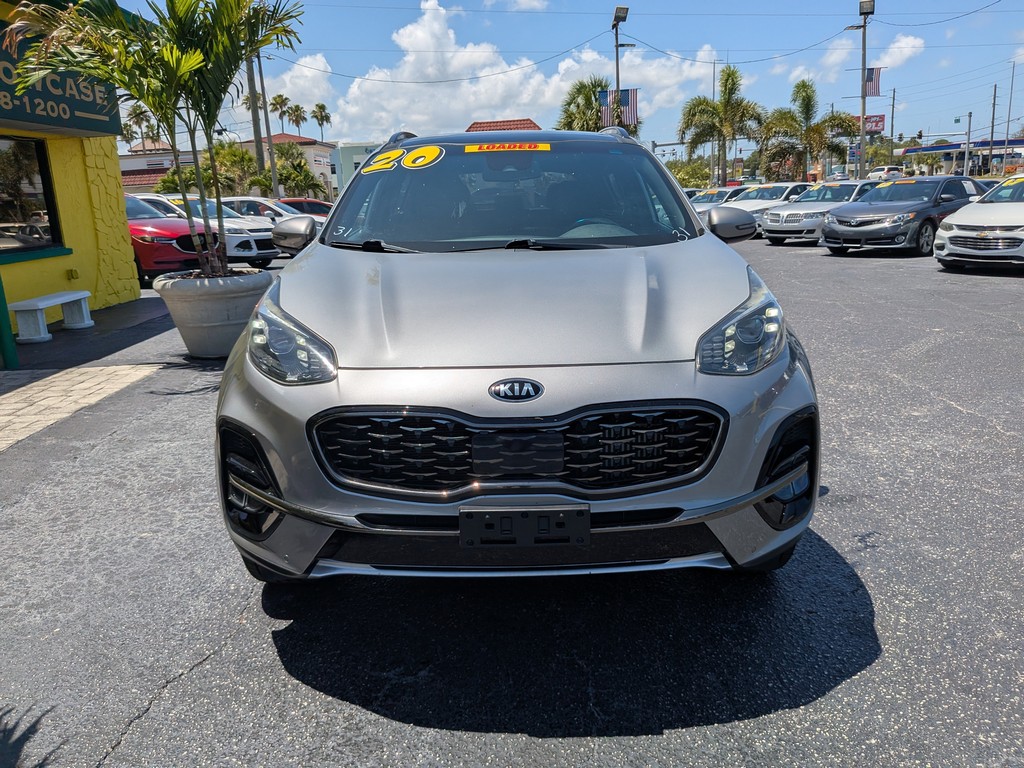 Kia Sportage Vehicle Full-screen Gallery Image 05
