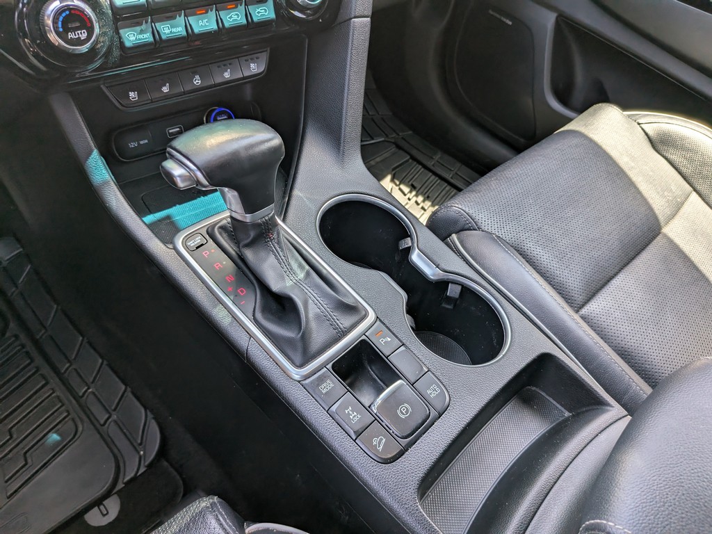 Kia Sportage Vehicle Full-screen Gallery Image 23